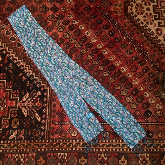 Geometric print beaded art scarf - Picture 4 of 5